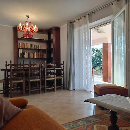 Διαμέρισμα Cas'ale Monte Compatri